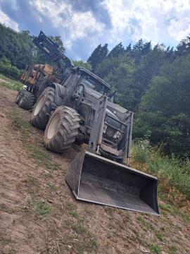 Forestry tractor VALTRA T193 | Forest machinery | Woodworking machinery | KOMITrade s.r.o.