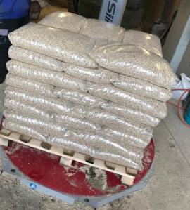 Pellets Spruce |  Firewood, briquettes | DREVREZ, s.r.o.